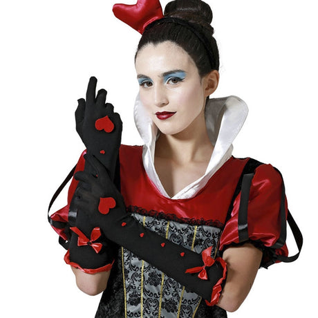 Guantes negros con corazones