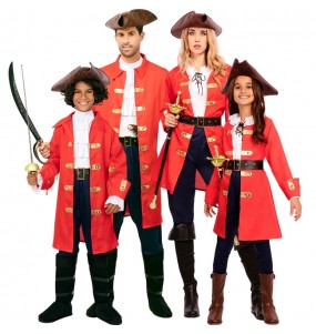 Costumi Pirati con l'uncino per gruppi e famiglie